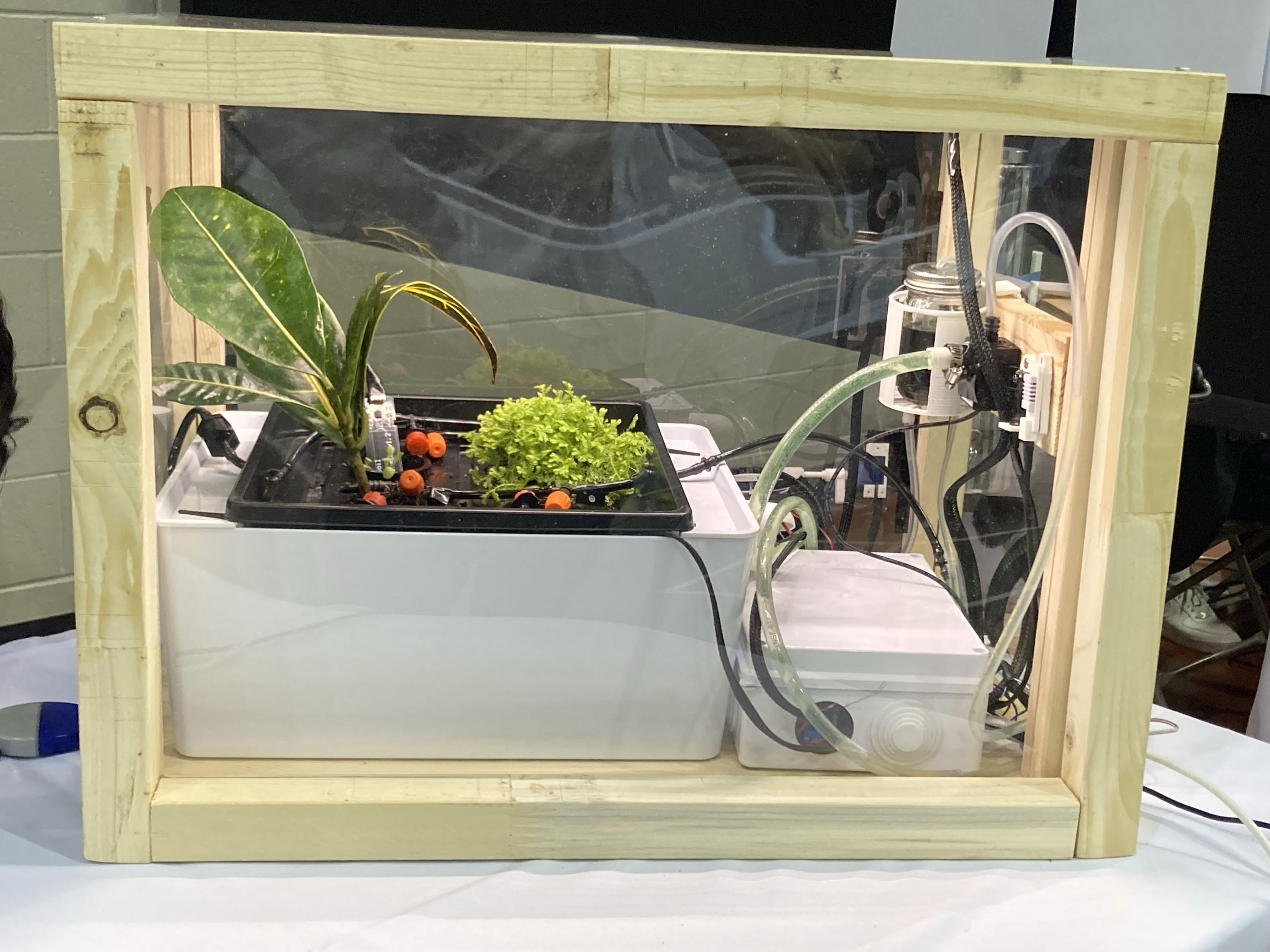 Smart Modular Greenhouse